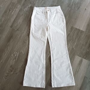 Universal Thread Classic White High Rise Patch Pocket Flare Leg Jeans